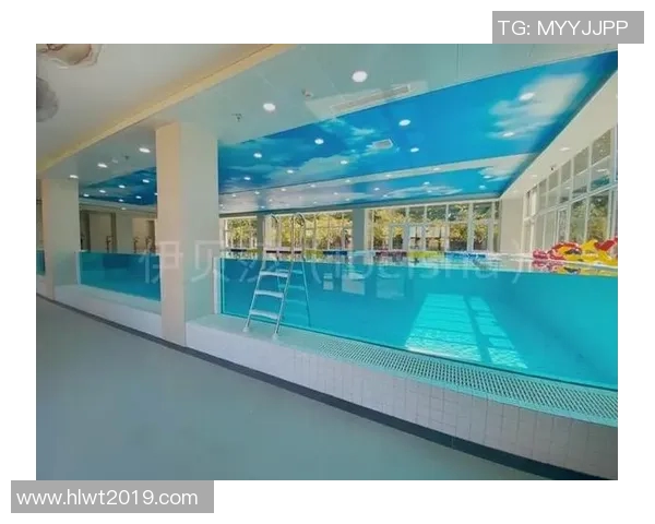 高效泳池清洁方法全解析，打造清澈水质的专业技巧与设备推荐